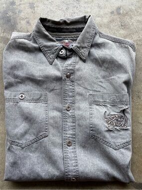 Vintage Y2K Harley Davidson grey button up shirt sleeveless